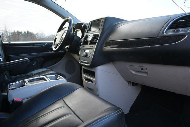 used 2015 Chrysler Town & Country car, priced at $7,495