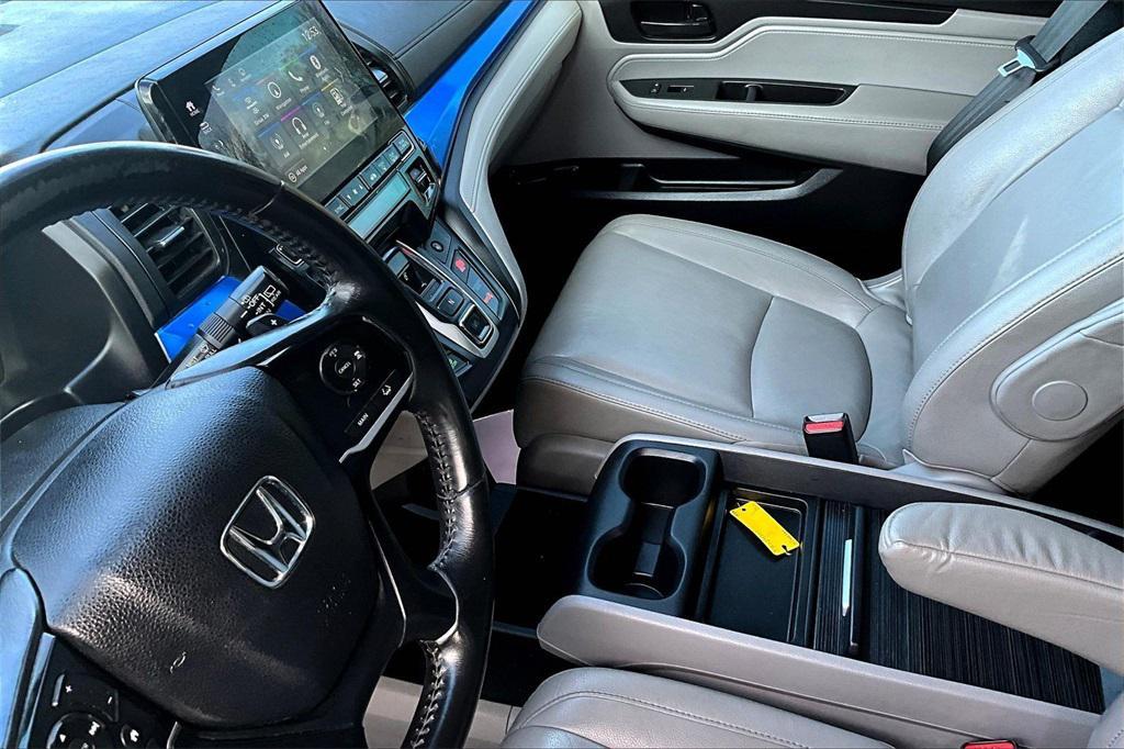 used 2018 Honda Odyssey car, priced at $22,995
