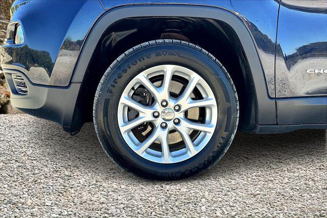 used 2016 Jeep Cherokee car, priced at $11,995