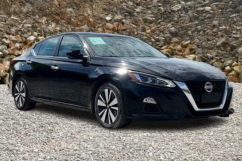 used 2021 Nissan Altima car, priced at $14,995