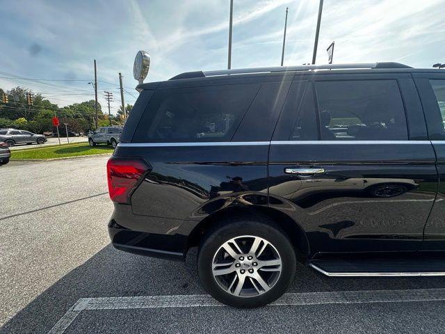 used 2022 Ford Expedition car, priced at $38,998