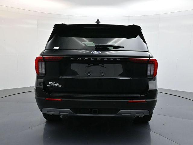 new 2025 Ford Explorer car, priced at $41,601