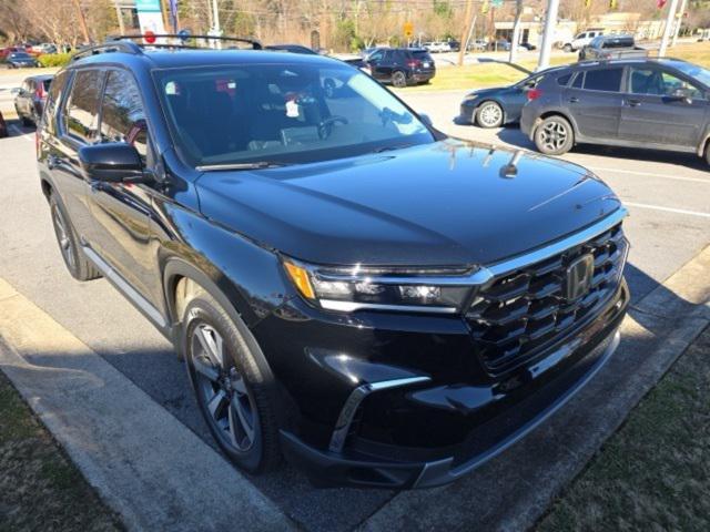 used 2024 Honda Pilot car, priced at $38,998