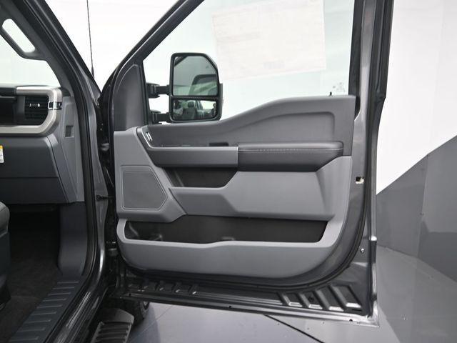 new 2025 Ford F-350 car, priced at $51,807