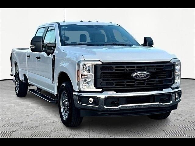 new 2024 Ford F-350 car, priced at $48,656