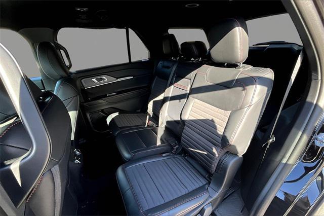 new 2025 Ford Explorer car, priced at $43,568