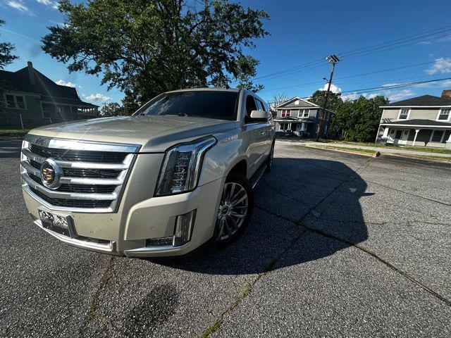 used 2015 Cadillac Escalade ESV car, priced at $17,998