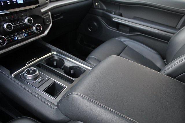 used 2024 Ford Expedition car, priced at $60,998