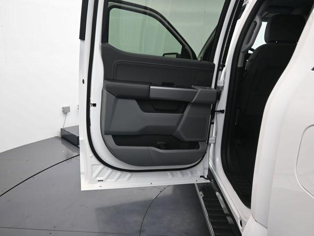 new 2025 Ford F-150 car, priced at $49,533
