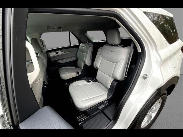 new 2025 Ford Explorer car, priced at $40,242