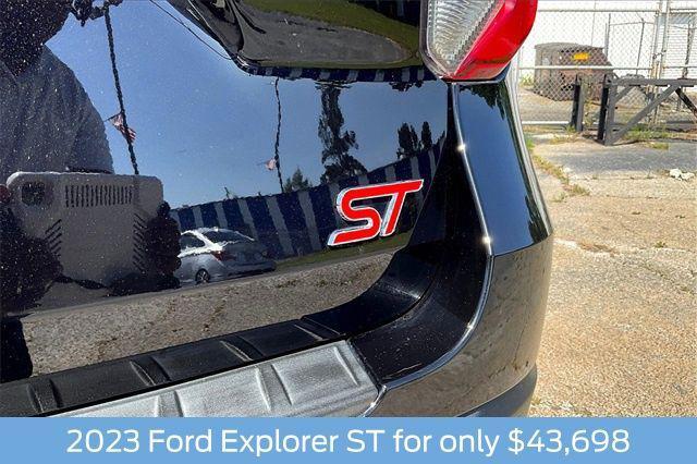 used 2023 Ford Explorer car, priced at $43,698