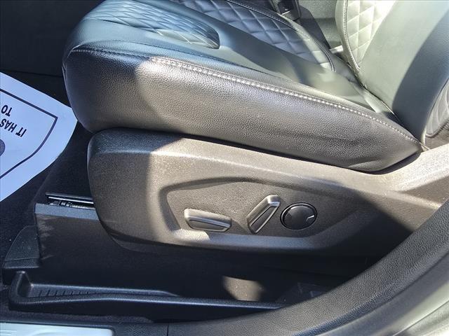 used 2024 Ford Edge car, priced at $27,498