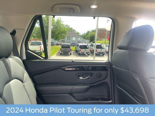 used 2024 Honda Pilot car, priced at $43,698