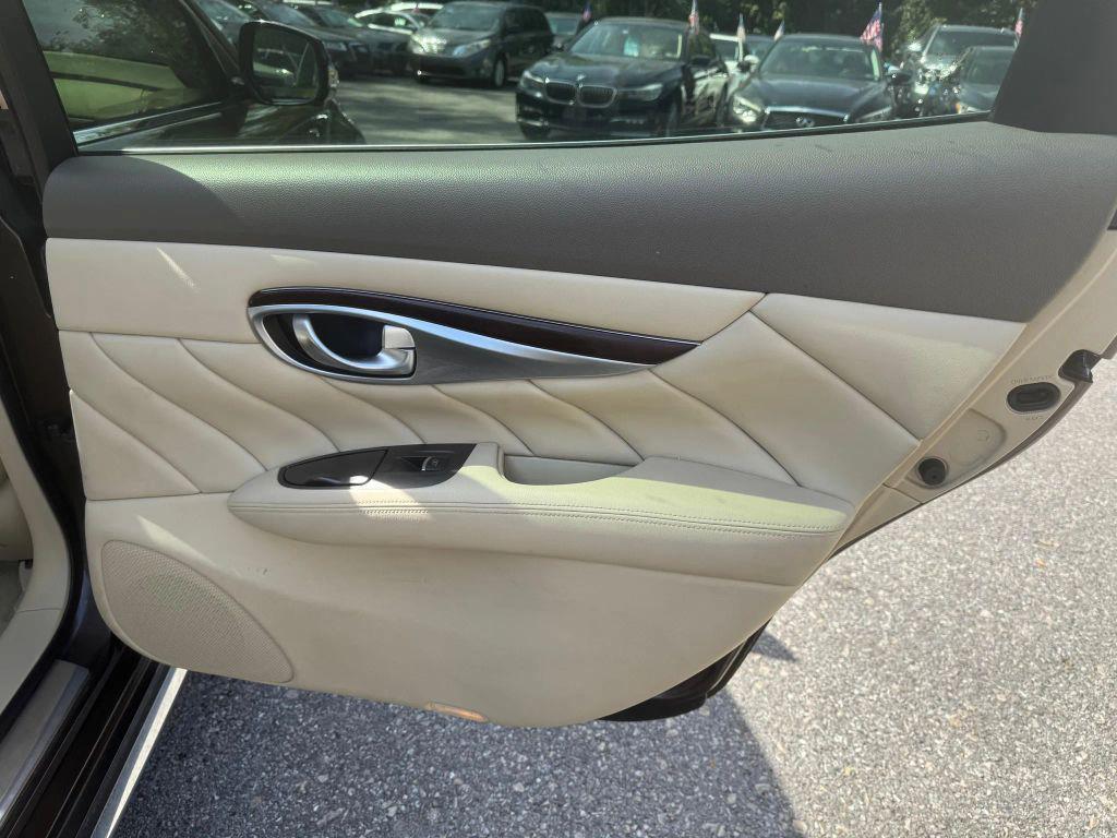 used 2016 INFINITI Q70L car, priced at $17,500