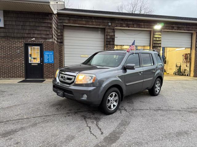 used 2011 Honda Pilot car, priced at $11,999