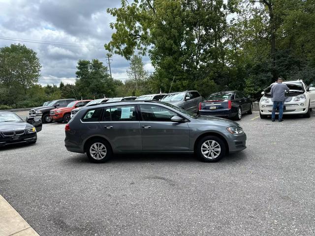 used 2015 Volkswagen Golf SportWagen car, priced at $11,999