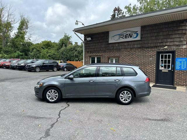 used 2015 Volkswagen Golf SportWagen car, priced at $11,999