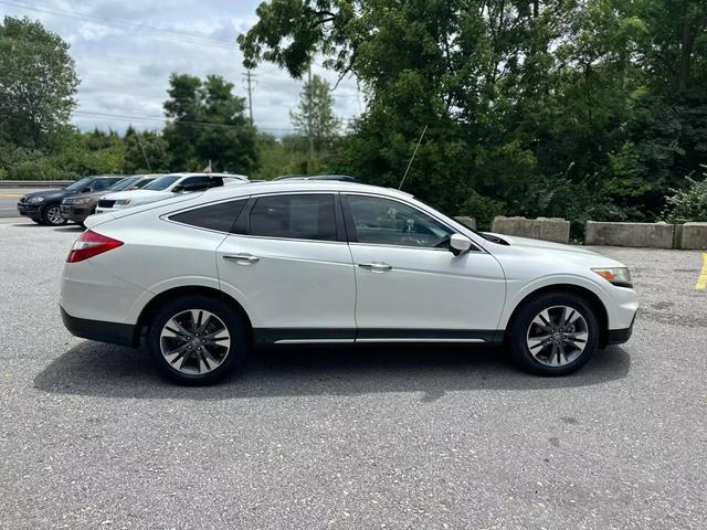 used 2013 Honda Crosstour car, priced at $15,999