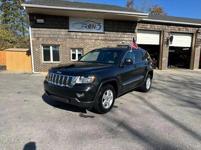 used 2012 Jeep Grand Cherokee car, priced at $11,999