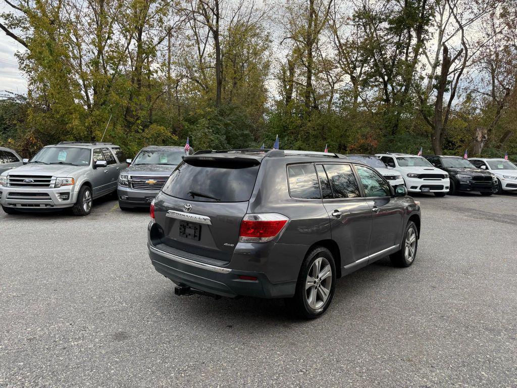 used 2011 Toyota Highlander car, priced at $13,500