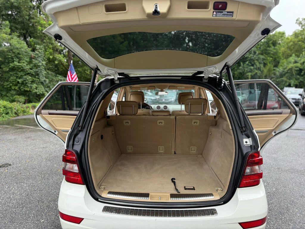 used 2010 Mercedes-Benz M-Class car, priced at $9,500