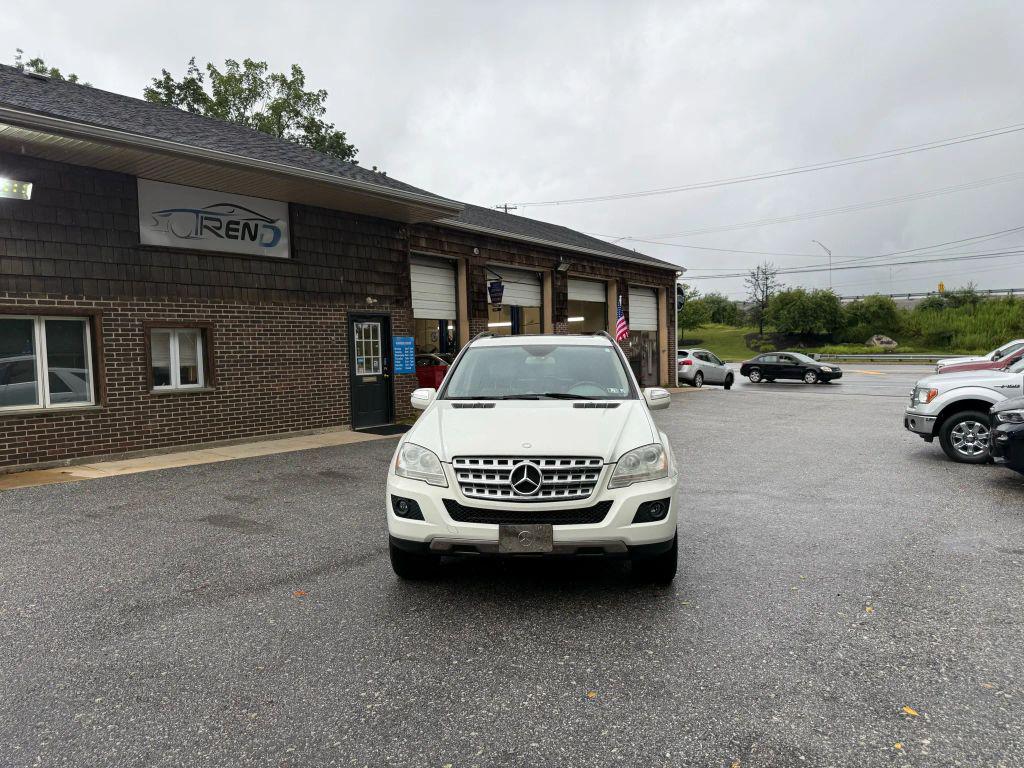 used 2010 Mercedes-Benz M-Class car, priced at $9,500