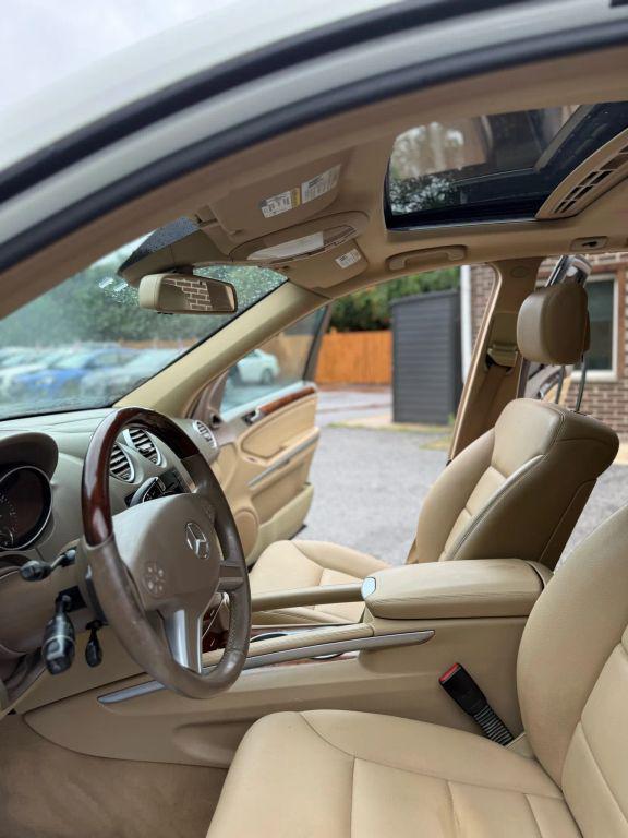 used 2010 Mercedes-Benz M-Class car, priced at $9,500