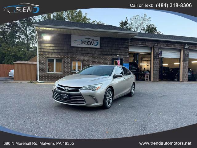 used 2015 Toyota Camry Hybrid car, priced at $15,500