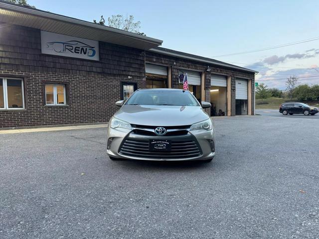 used 2015 Toyota Camry Hybrid car, priced at $15,500