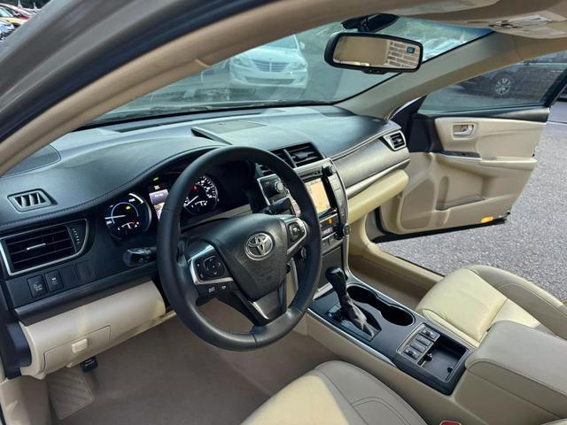 used 2015 Toyota Camry Hybrid car, priced at $15,500