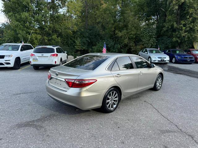 used 2015 Toyota Camry Hybrid car, priced at $15,500