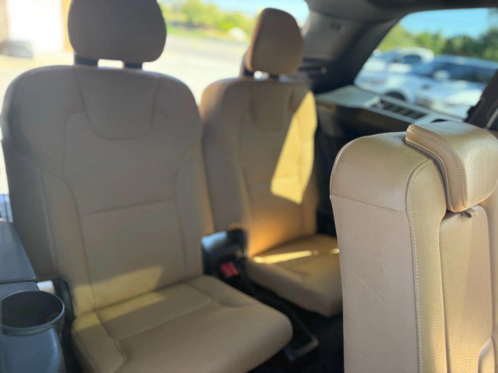 used 2018 Volvo XC90 car, priced at $20,999