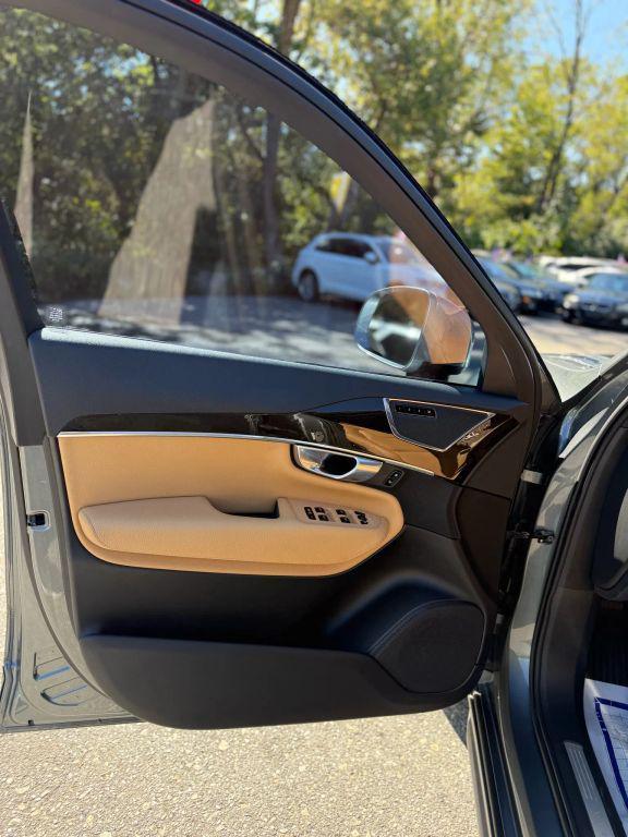 used 2018 Volvo XC90 car, priced at $20,999