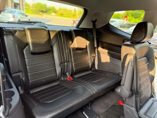 used 2018 Volkswagen Atlas car, priced at $17,250
