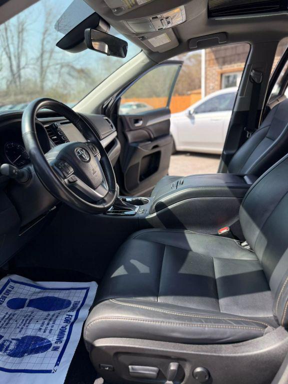 used 2017 Toyota Highlander car, priced at $21,999