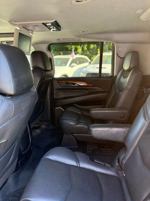 used 2017 Cadillac Escalade ESV car, priced at $13,999