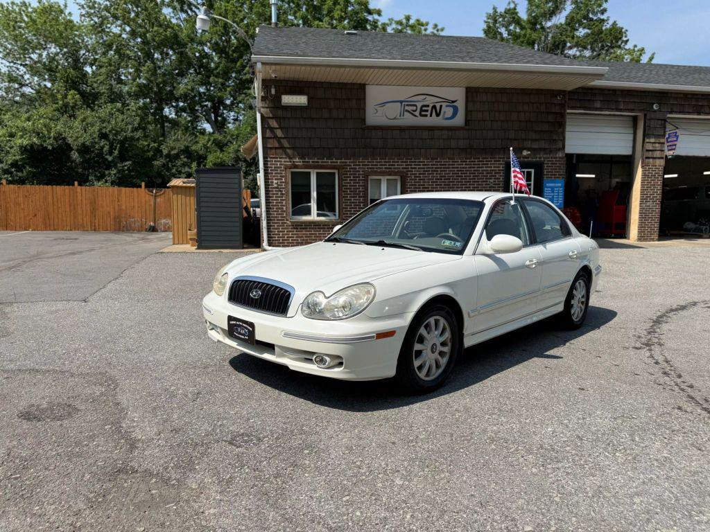used 2005 Hyundai Sonata car, priced at $7,500