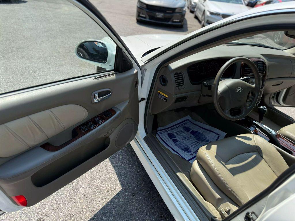 used 2005 Hyundai Sonata car, priced at $7,500