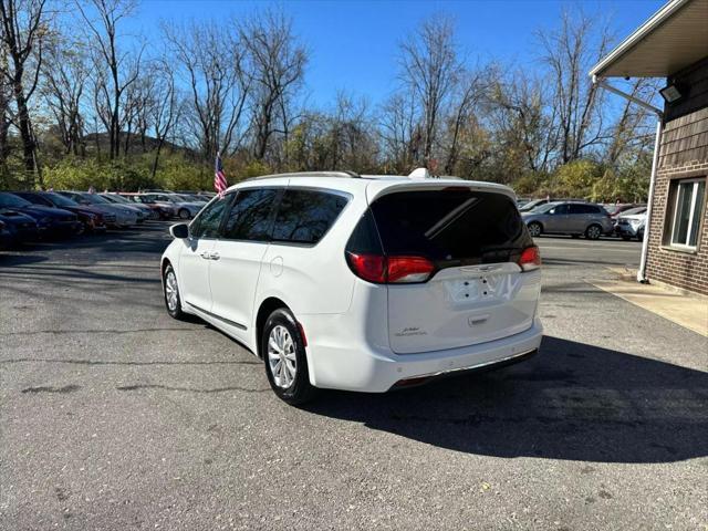 used 2017 Chrysler Pacifica car, priced at $15,999