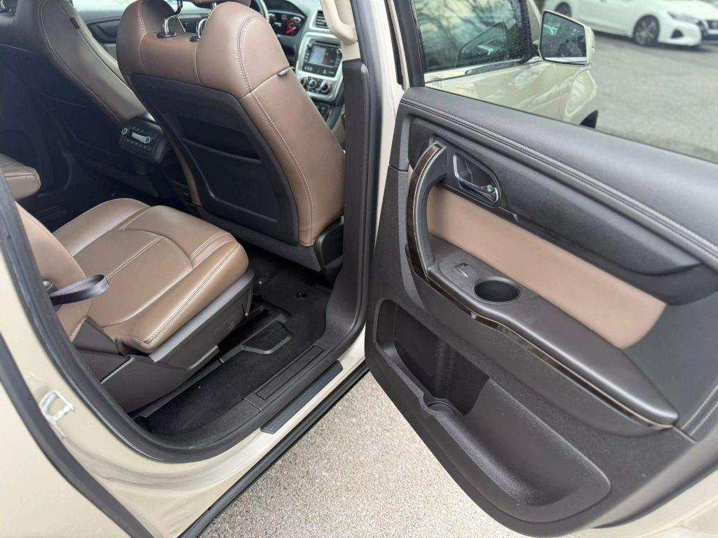 used 2014 GMC Acadia car, priced at $14,999