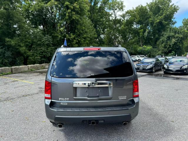 used 2010 Honda Pilot car, priced at $10,500