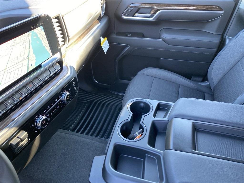 new 2025 GMC Sierra 1500 car, priced at $48,000