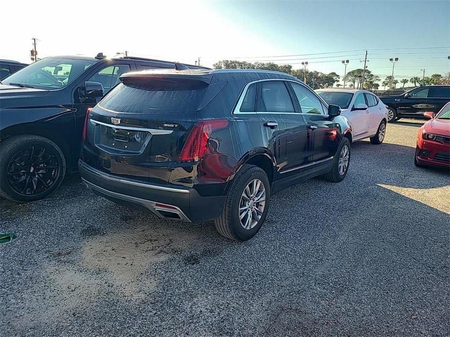 used 2022 Cadillac XT5 car, priced at $30,000