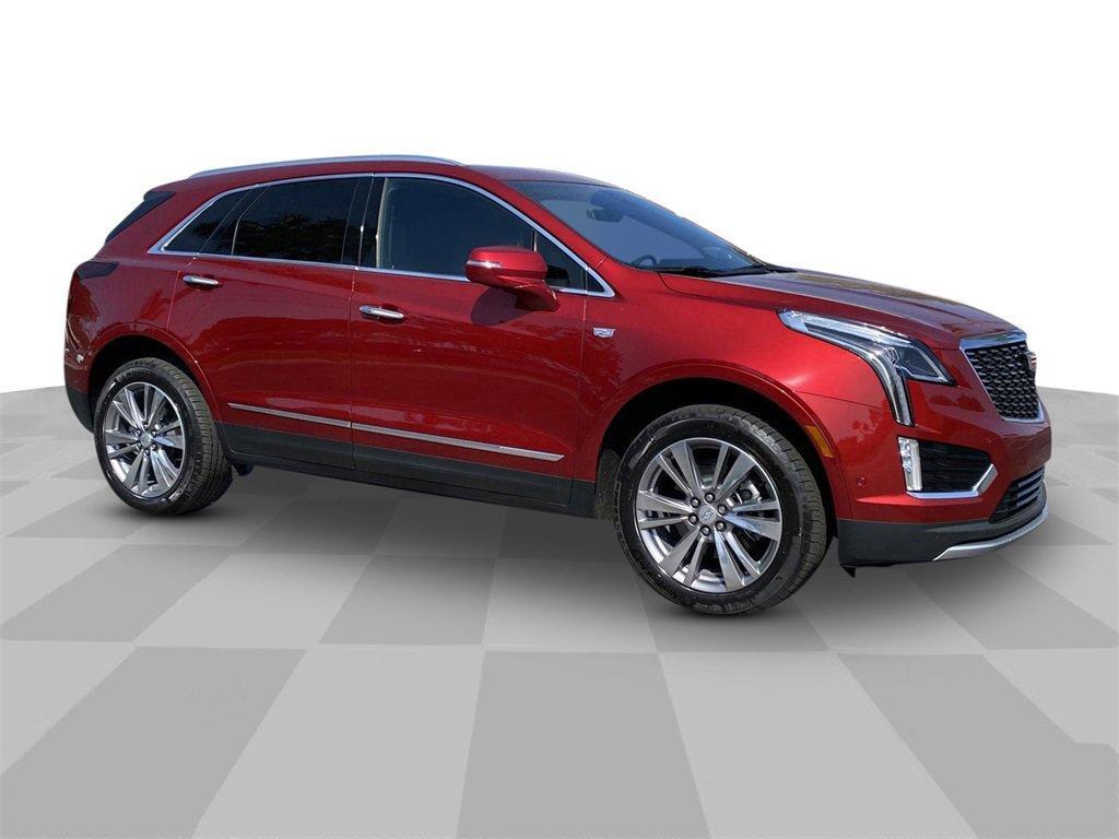 new 2025 Cadillac XT5 car, priced at $55,935