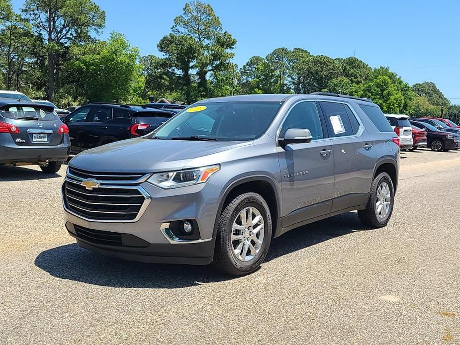 used 2021 Chevrolet Traverse car, priced at $26,555