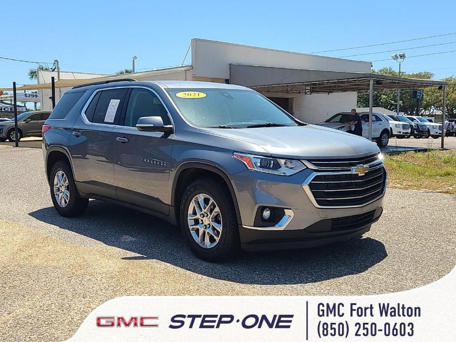 used 2021 Chevrolet Traverse car, priced at $25,555
