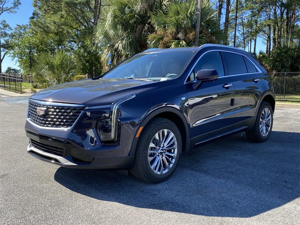 new 2025 Cadillac XT4 car, priced at $45,865