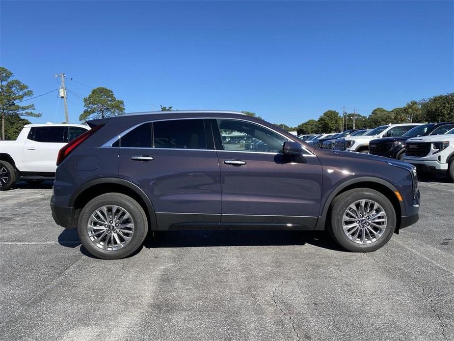 new 2025 Cadillac XT4 car, priced at $45,865