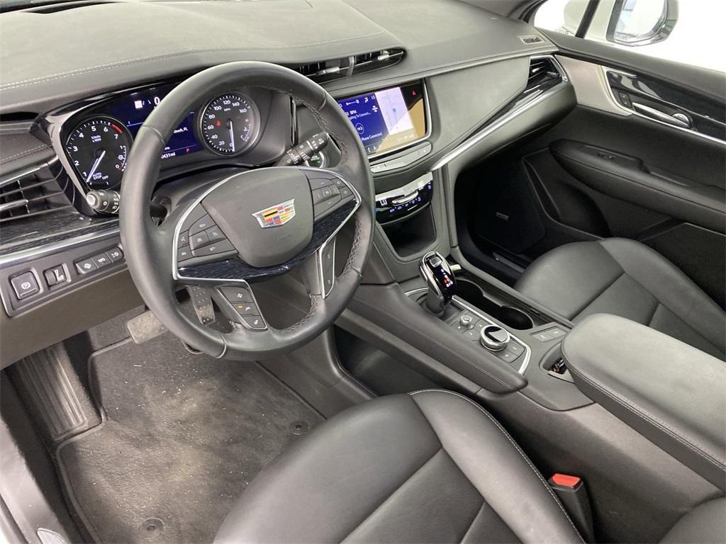 used 2022 Cadillac XT5 car, priced at $30,000