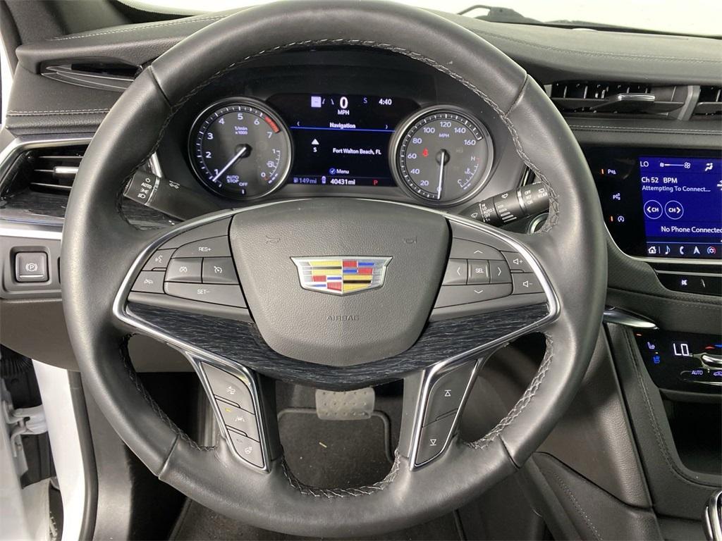 used 2022 Cadillac XT5 car, priced at $30,000